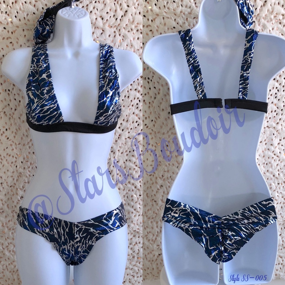 New Holographic Silver & Blue Scrunch Butt Bikini Short Set W/Matching Thong